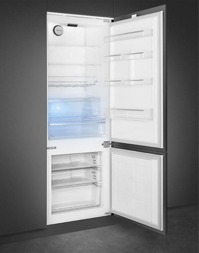 מקרר אינטגרלי מקפיא תחתון 140 ס”מ SMEG Universal דגם: C875TNE