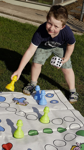 משחק לודו Ludo ענקי לבית ולחצר
