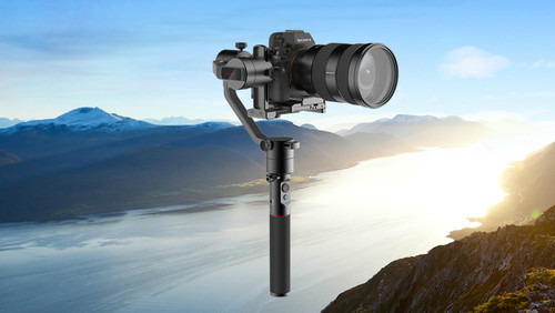 סקירת גימבל Moza AirCross למצלמות ללא מראה