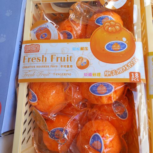 סקווישי תפוח נידו  נמעך להפגת מתחים  -  Squishy Apple Nido  SO-3300-4