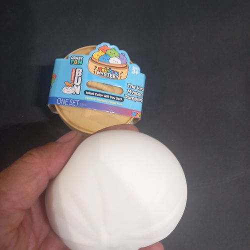 סקווישי דונאטס דאמפלינג לבן לוחצים ונהנים -  Dumpling Squishy