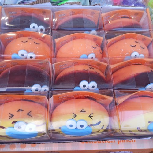 סקווישי FOOD PINCH TOY  נמעכים  - SQUISHY SLOW REBOUND