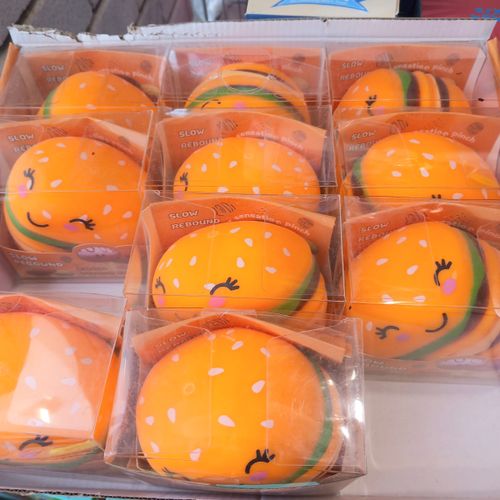 סקווישי FOOD PINCH TOY  נמעכים  - SQUISHY SLOW REBOUND