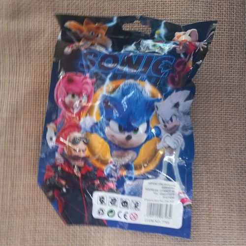 שקיות הפתעה - סוניק - דמות + 3 קלפים - SONIC 7793