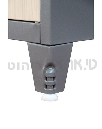 דוגמת רגליות לארון לוקרים