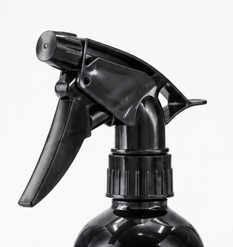 שפריצר מים מקצועי למספרות BARBERSHOP שחור – 500 מ״ל
