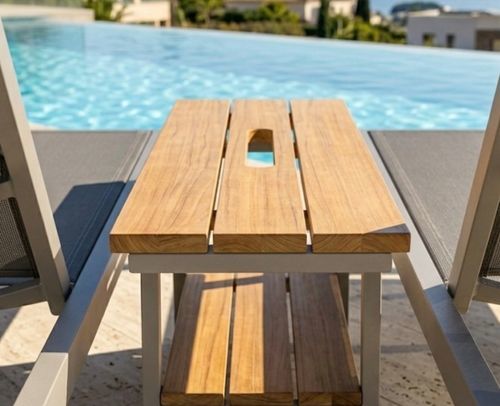 מיטת שיזוף זוגית מתכווננת עם שולחן מרכזי נשלף ARAVA