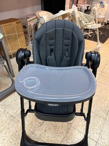 כיסא אוכל מפואר ונדנדה חשמלית 2 ב-1 לתינוק צבע:אפור פחם