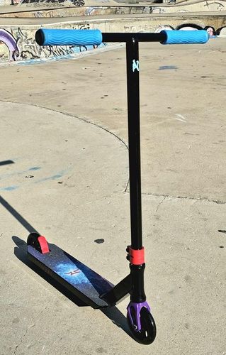 סקוט פעלולים Ao Maven Complete  Scooter Black