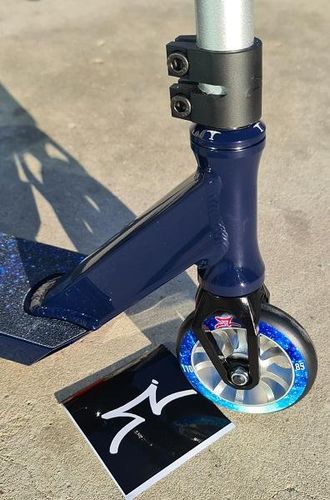 סקוט פעלולים Ao Maven Complete  Scooter Navy