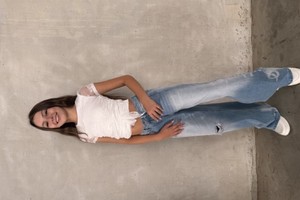 ג