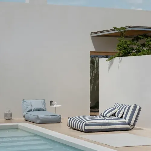 שולחן צד-מגש לבן לגינה   PORTER- White Garden side table 