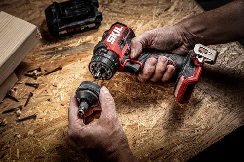 מקדחה/מברגה BRUSHLESS 20V רוטטת נטענת 13 מ