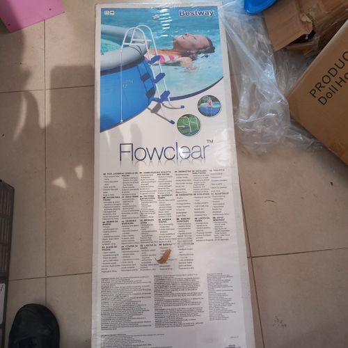 ביסט וואי - סולם לבריכה 91 ס