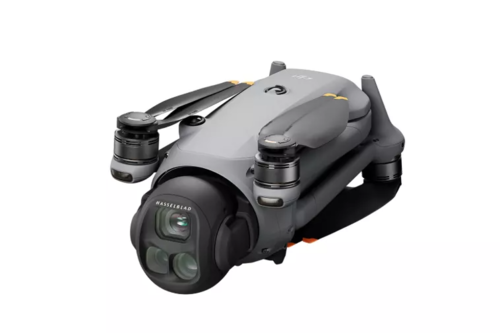 רחפן DJI Mavic 4 Pro Fly More Combo