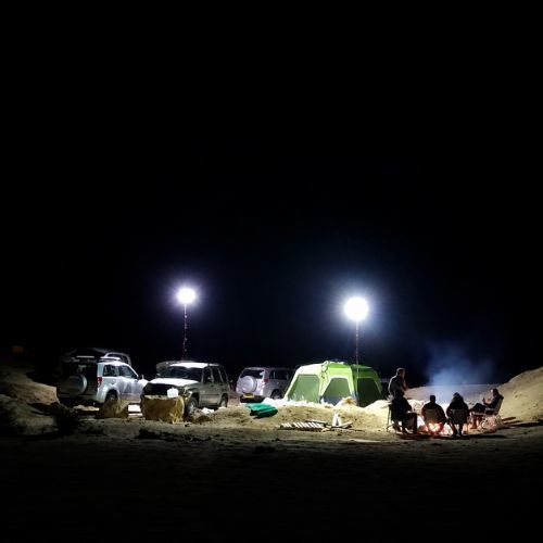חכת תאורת LED טלסקופית MOBILE SUN 12V עם עוצמת תאורה של 4,490 לומן