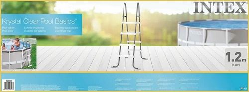 סולם דו כיווני לבריכה 122 ס״מ 4 שלבים INTEX 28066 - מבט צד להמחשת גובה ורוחב