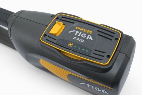 מגזמת גובה טלסקופית נטענת PH 700e + סוללה 4 אמ' ומטען סטיגה