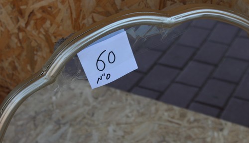 מראה עגולה מסוגננת 60 ס