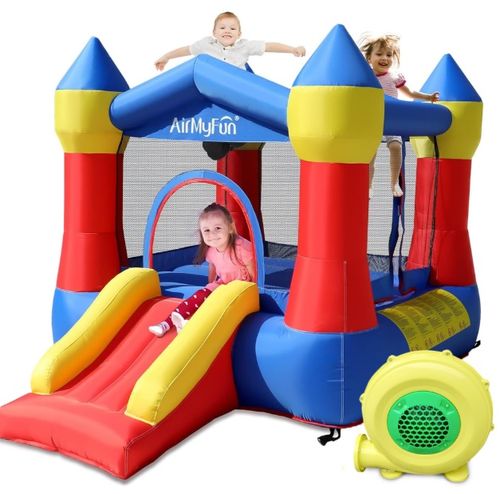 מתנפח קפיצה הטירה האדומה D82011A מבית AIRMYFUN - מבט על אזורי הגלישה והמשחק
