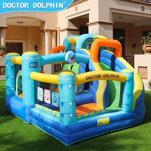 מתנפח הבית הקופצני D72038 מבית DOCTOR DOLPHIN - תמונת אווירה ושימוש במתקן