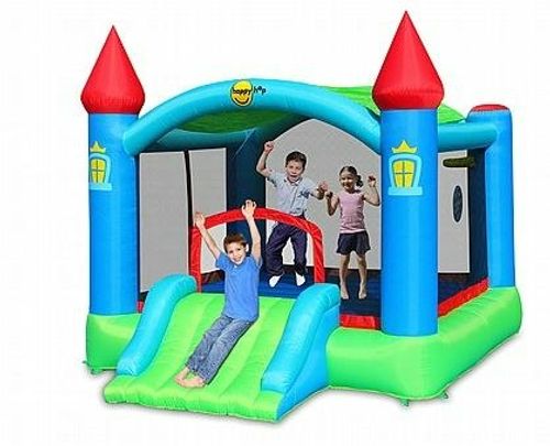 מתנפח טירה גדולה מקורה 9445 מבית HAPPY HOP - מבט על אזורי הגלישה והמשחק