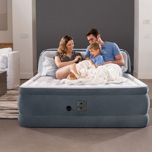 מזרן מתנפח זוגי King-Size עם משענת ראש וגב ומשאבה מובנית 236×152×46 ס״מ | INTEX | מק״ט 64448 - מבט נוסף על המזרן