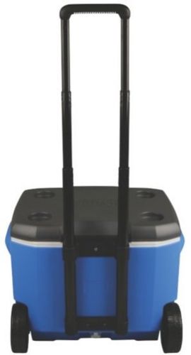 צידנית פרפורמנס 56 ליטר עם גלגלים 2000036084 מבית COLEMAN - תמונת אווירה ושימוש בצידנית