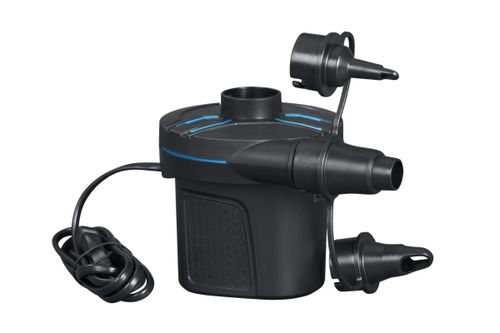 משאבה חשמלית עם חיבור לשקע ביתי AC220V לניפוח מזרונים 62252 מבית Bestway - תמונת אווירה וניפוח מוצר מתנפח