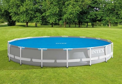 כיסוי תרמי סולארי לבריכה עגולה עם שפה מתנפחת קוטר 457 ס״מ INTEX דגם 28013 - קיפול ואחסון הכיסוי