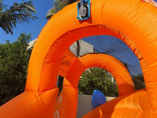 מתנפח מים בינוני הדרקון הרטוב W3636 מבית Jumpy Jump - תצוגה נוספת של המתקן