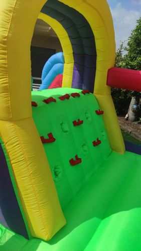 מתנפח מים גדול מסלול מגלשות המים W5530 מבית Jumpy Jump - המחשת פעילויות במתקן