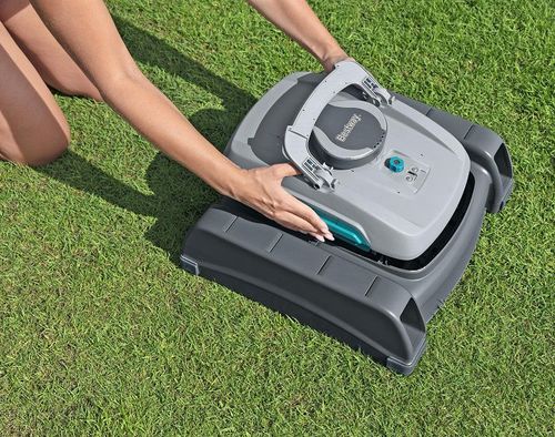 רובוט סקימר אלחוטי נטען BESTWAY Aquatronix G300 לניקוי קרקעית ופני המים שתיים ב -1 58942 - תצוגת מוצר נוספת
