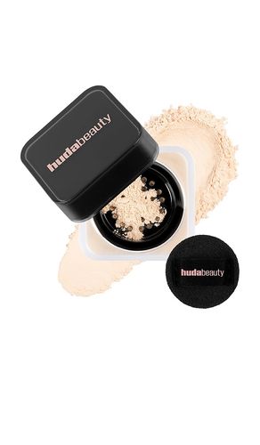 פודרה מיני בתפזורת HUDA BEAUTY Mini Easy Bake Loose Baking & Setting Powder Pound Cake 6g