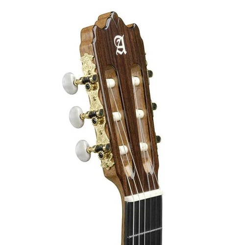 גיטרה קלאסית  + נרתיק ALHAMBRA 4P Indian rosewood back & sides + 25mm bag