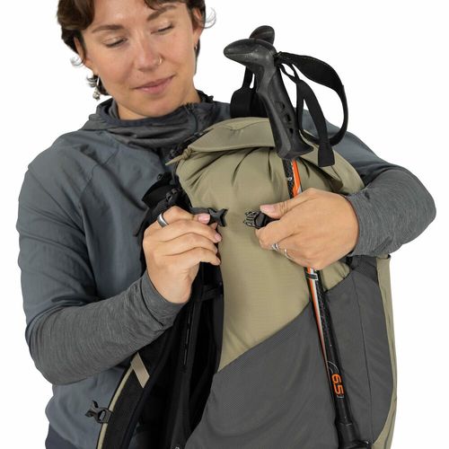 תרמיל HIKELITE 32L חום מדברי - Osprey 