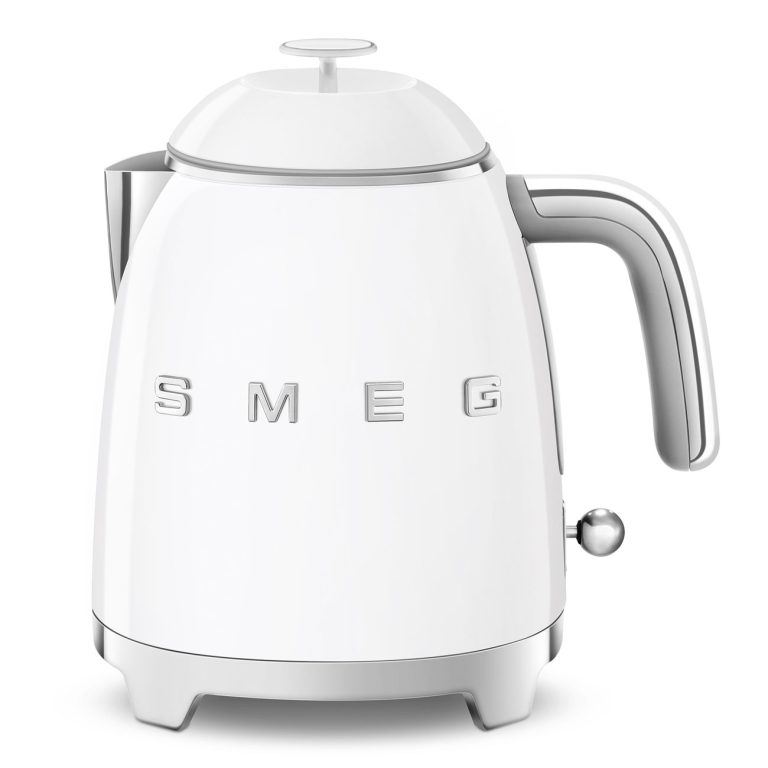 קומקום חשמלי מיני 0.8 ליטר צבע לבן SMEG KLF05WHEU