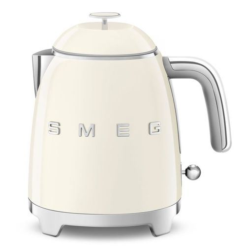 קומקום חשמלי מיני 0.8 ליטר צבע קרם SMEG KLF05CREU