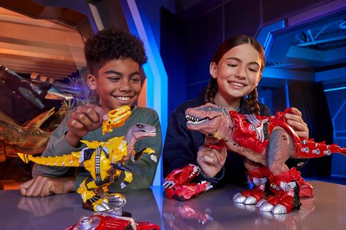 דינוזאור Armorsaurs עם שריון : בלייז