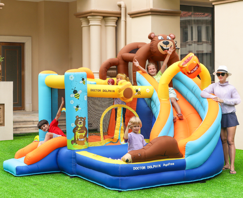 מתקן מתנפח עם מגלשה דוב צבעוני Doctor Dolphin דגם DD-72069B
