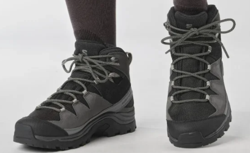 נעלי הרים לנשים מדגם QUEST ROVE GORE-TEX מבית Asolo שחור 