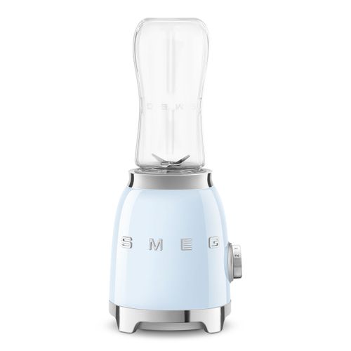 בלנדר אישי עומד SMEG בצבע כחול פסטל