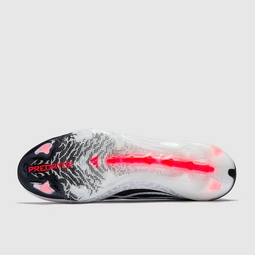 נעלי כדורגל מקצועיות בלי שרוכים adidas Predator Elite LL מונדיאל 2026