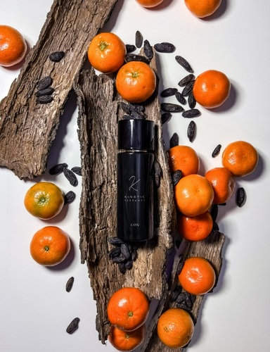 בושם יוניסקס Kinetic Perfumes Kayu 100ml 