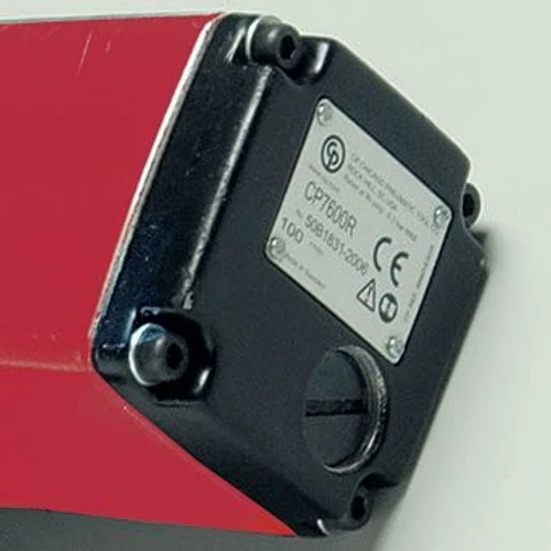 מפתח מומנט פנאומטי 1″ עם ניתוק אוטומטי דגם CP7600xC-R