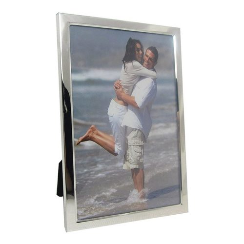 מסגרת מתכת