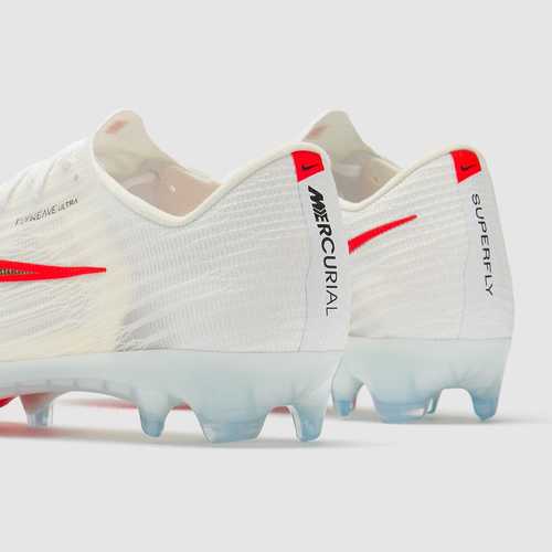 נעלי כדורגל מקצועיות  Nike Air Zoom Mercurial Superfly XI Elite FG 