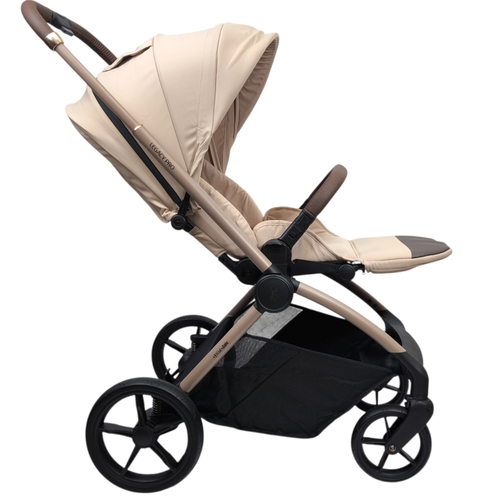 עגלה משולבת LEGACY PRO עם סל שכיבה מתקפל מבית BabySafe (בז')