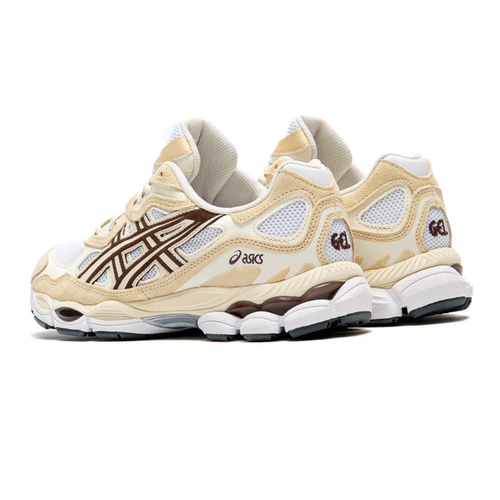 נעל ASICS מידות 36-46.5 לנשים בגוון בז'