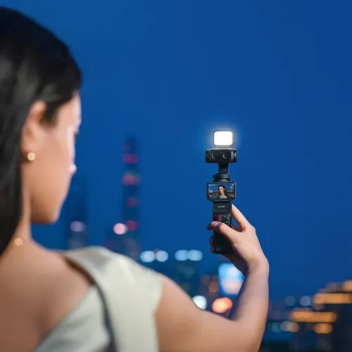 מיני תאורת לד למצלמה Insta360 Luna Ultra Mini Fill Light